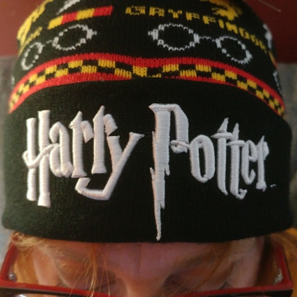 Harry Potter Knit Caps - Picture 2 of 7
